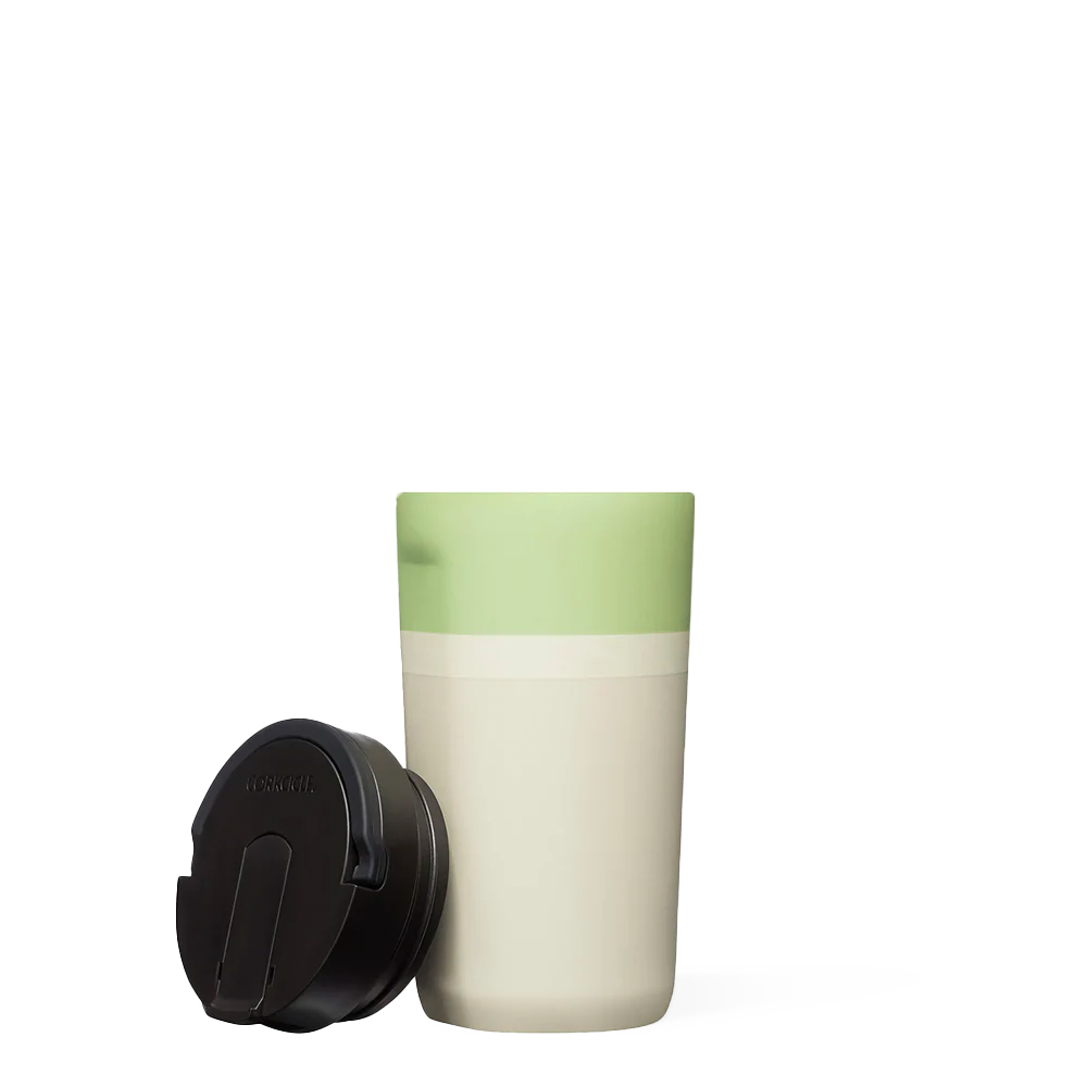 star-warstm-kids-cup-l1 0b29a0bde323--grogu-kids-cup-product-lid-off.png