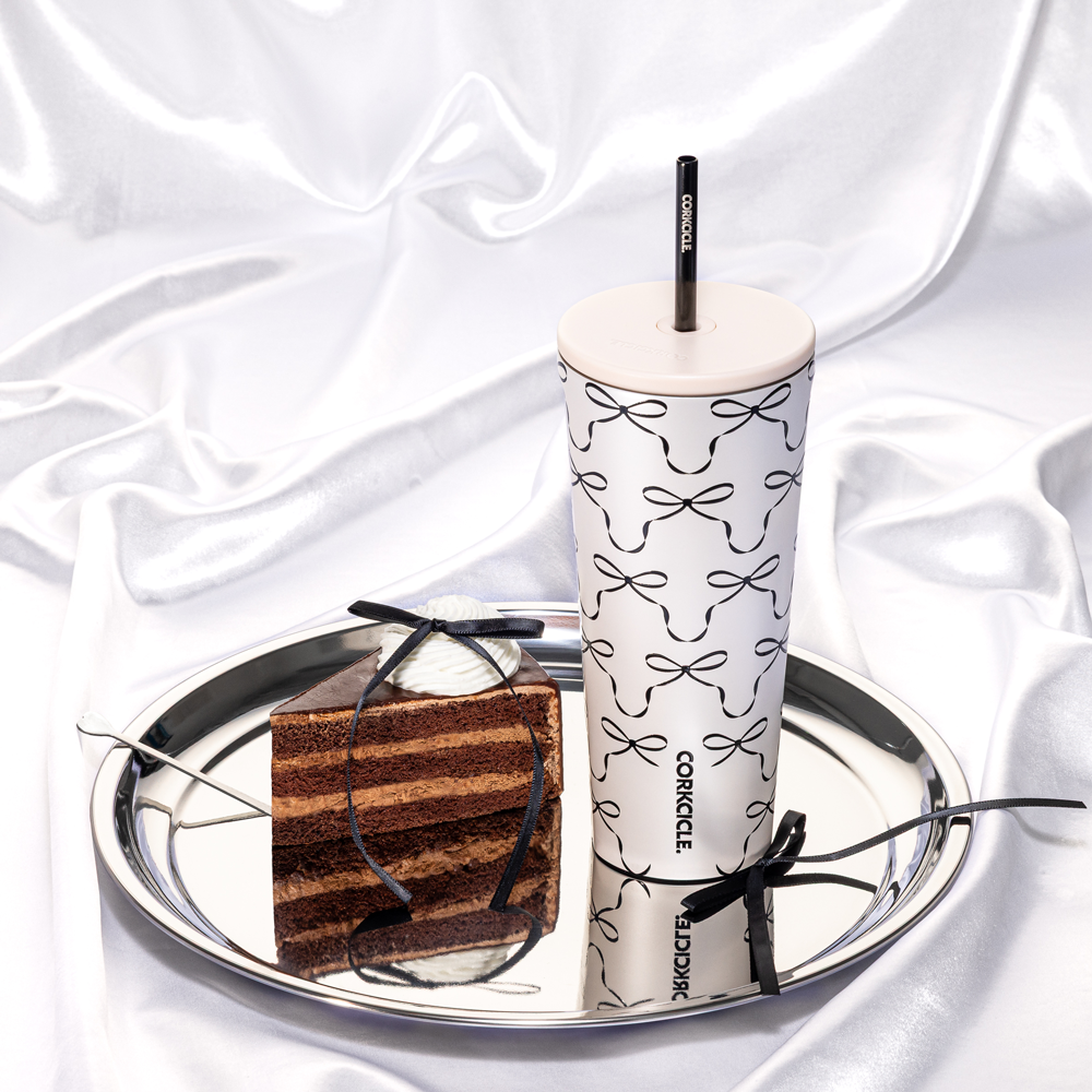 cold-cup-i6 2a98a7269432--2224PBBC-lifestyle.png