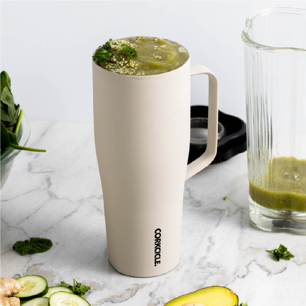 cold-cup-xl-l2 588f4a27c4cf--2230CLT-lifestyle.jpg